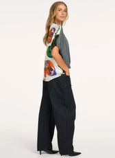 Essentiel Antwerp - Kos T-shirt med sidenscarf