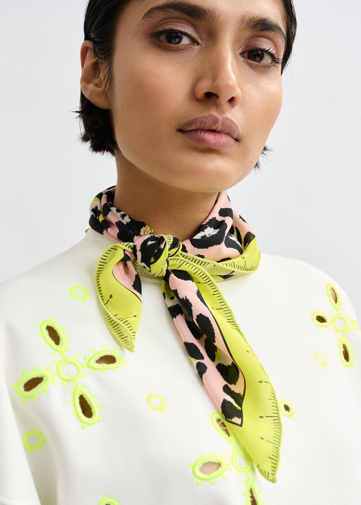 Jix Embroidered Sweatshirt
