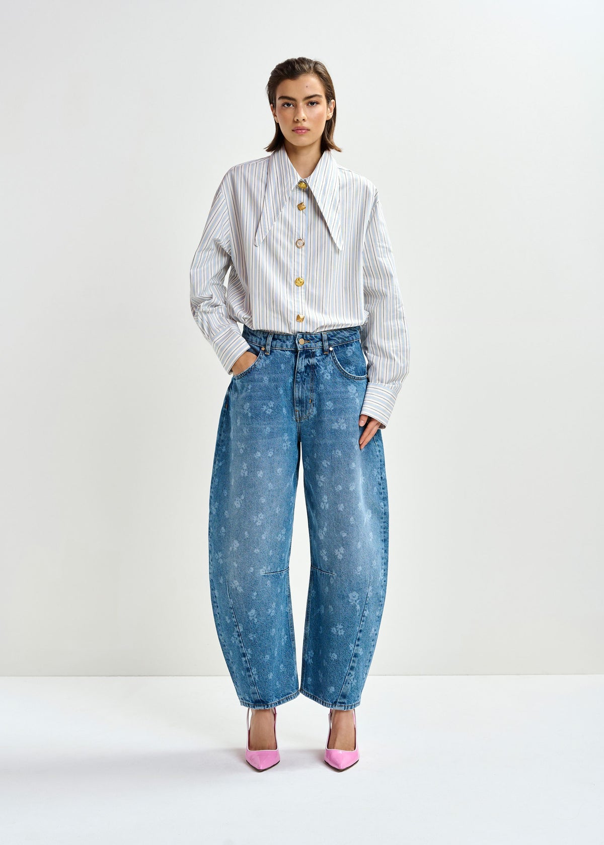 Jo1 Barrel Leg Jeans